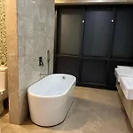Luxury The Elements Residence Ampang